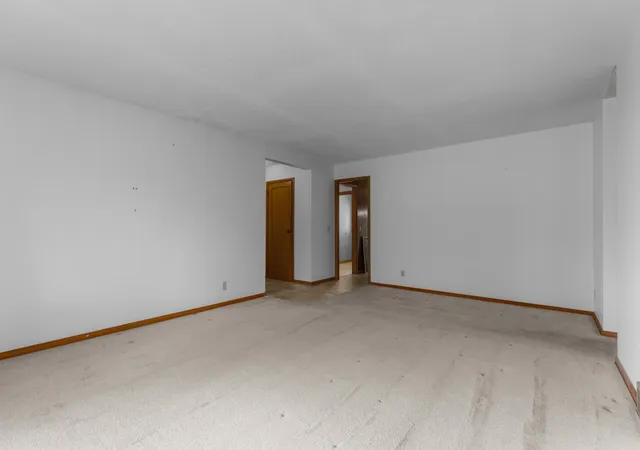 Photo 3 of Single family home for sale at 50 County 16 Rd Se, Rochester, MN 55904 | MLS# 7081202 | Listing updated on 2026-09-23