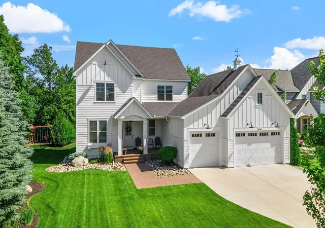 Homes for sale in Victoria, MN | 2522 Woods Dr, Victoria, MN 55386 | MLS# 7081273