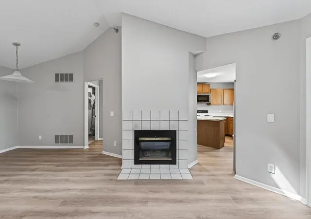 5th image of 2494 Wilshire Ct, Mendota Heights, MN 55120 | MLS# 7081372