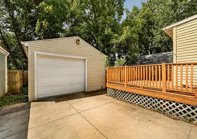 3rd image of 212 10 1/2 St Se, Rochester, MN 55904 | MLS# 7081494