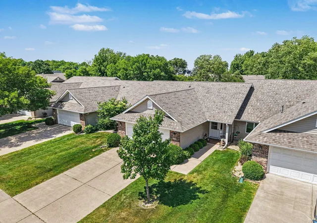 Photo 2 of Sale Pending at 608 Cherrywood Ct, Red Wing, MN 55066 | MLS# 7081505 | Listing updated on 2026-09-23