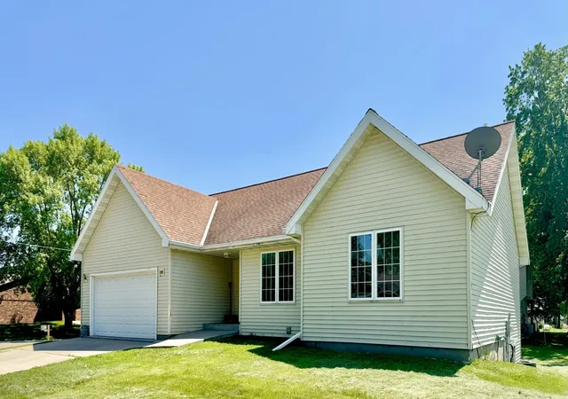 1st image of 309 Iowa Ave, Hoffman, MN 56339 | MLS# 7081534