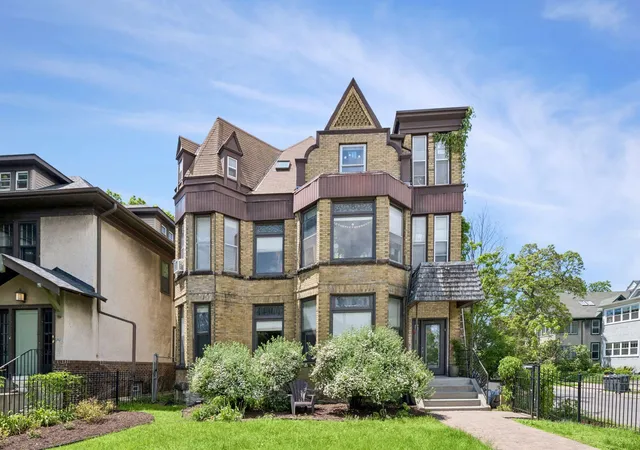 Homes for sale in Minneapolis, MN | 2700 Pillsbury Ave S, Minneapolis, MN 55408 | MLS# 7081555