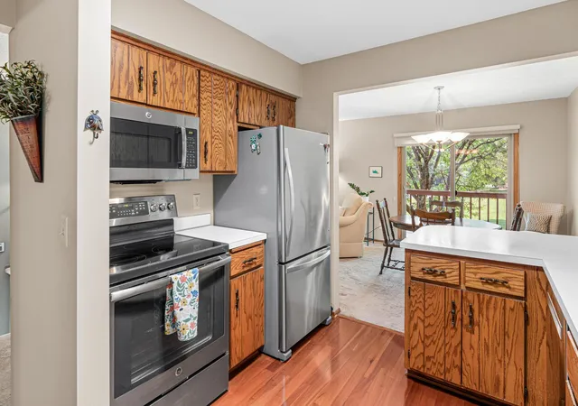 Homes for sale in Shoreview, MN | 825 Martha Lake Ct, Shoreview, MN 55126 | MLS# 7081572