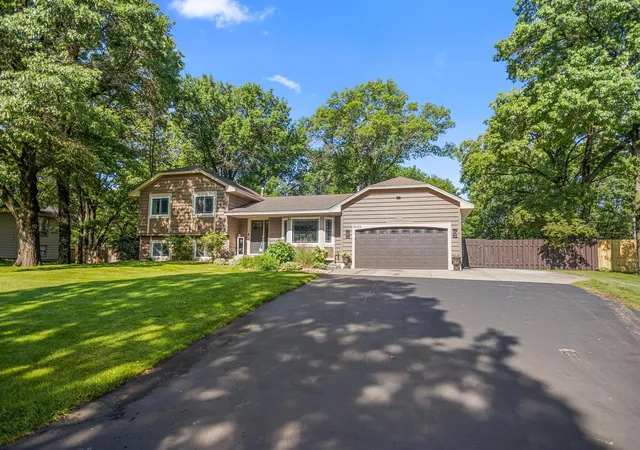 1st image of 3025 Juniper St S, Cambridge, MN 55008 | MLS# 7081616