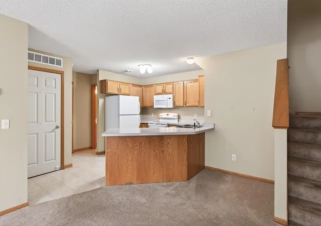 Photo 4 of Single family home for sale at 8639 Quarry Ridge Ln #I, Saint Paul, MN 55125 | MLS# 7081690 | Listing updated on 2026-09-13