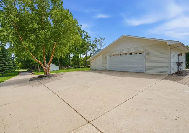 Homes for sale in Spicer, MN | 11646 Indian Beach Rd, Spicer, MN 56288 | MLS# 7081735
