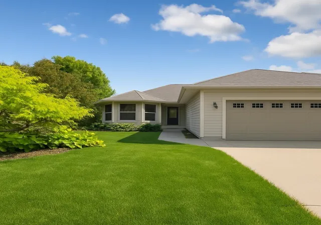 Photo 2 of Sale Pending at 1524 Creek Ln, Northfield, MN 55057 | MLS# 7081780 | Listing updated on 2026-10-01