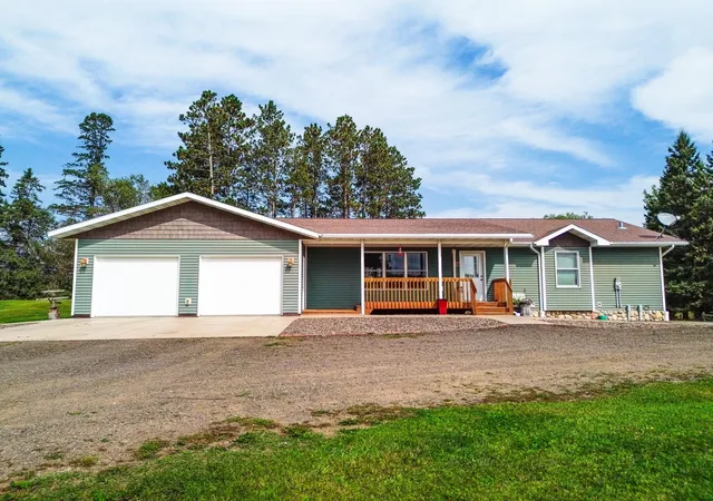 3rd image of 6778 Adelsgruber Dr, Kettle River, MN 55757 | MLS# 7081832