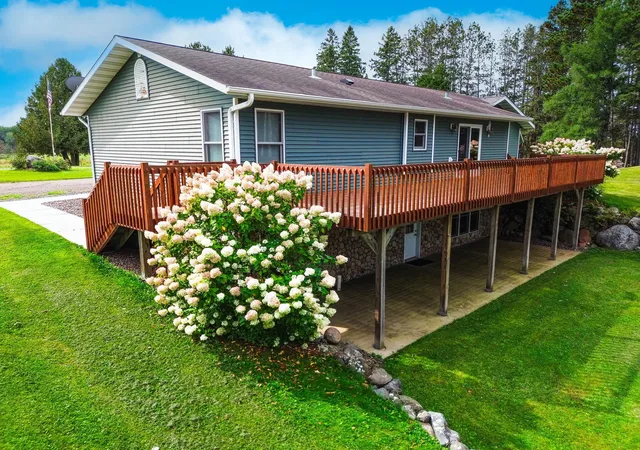 4th image of 6778 Adelsgruber Dr, Kettle River, MN 55757 | MLS# 7081832