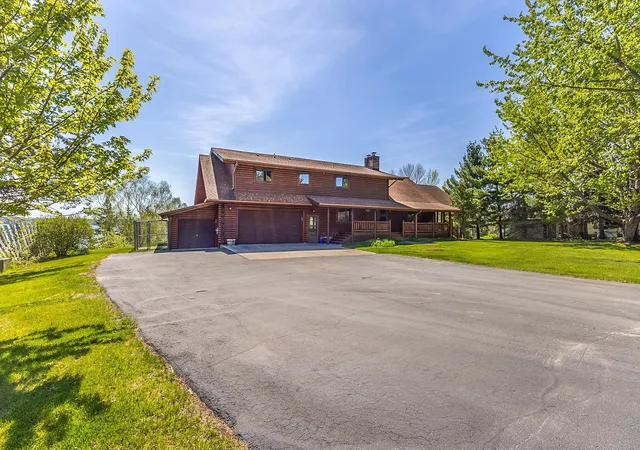 Photo 4 of Single family home for sale at 20266 Windhill Dr, Bemidji, MN 56601 | MLS# 7081836 | Listing updated on 2026-10-01
