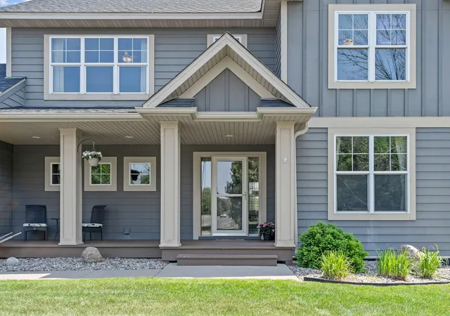 3rd image of 17662 Hayes Ave, Lakeville, MN 55044 | MLS# 7081876
