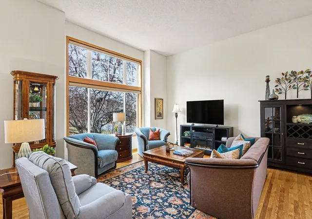 Homes for sale in Rosemount, MN | 15636 Chasewood Ct, Rosemount, MN 55068 | MLS# 7081896