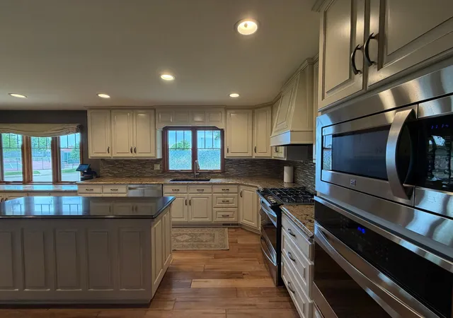 5th image of 306 S Fairview Dr, Luverne, MN 56156 | MLS# 7081898