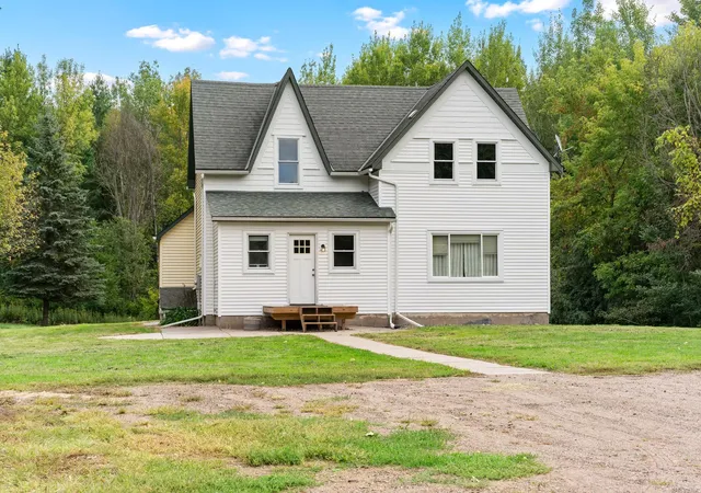 Photo 2 of Single family home for sale at 1052 Grand St, Ogilvie, MN 56358 | MLS# 7081940 | Listing updated on 2026-10-01