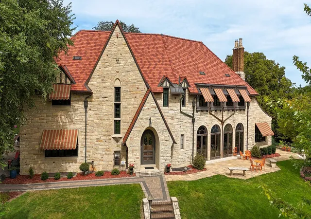 Photo 1 of Single family home for sale at 661 Market St, Winona, MN 55987 | MLS# 7081945 | Listing updated on 2026-09-21