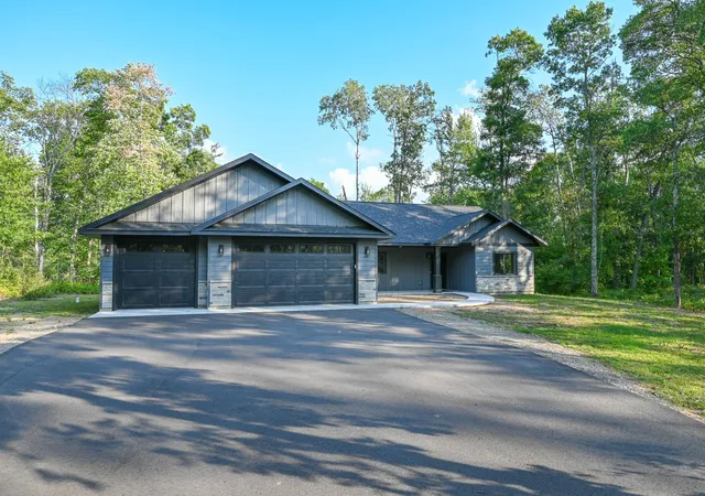 Photo 1 of Single family home for sale at 7719 Scenic Overlook, Pequot Lakes, MN 56472 | MLS# 7081950 | Listing updated on 2026-10-08