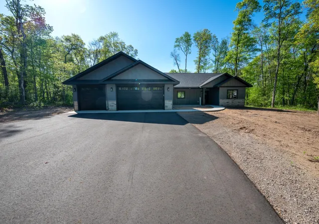 24th image of 7719 Scenic Overlook, Pequot Lakes, MN 56472 | MLS# 7081950