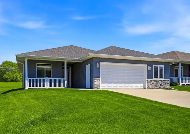 Photo 1 of Single family home for sale at 1562 Eagle Ridge St Ne, Owatonna, MN 55060 | MLS# 7081952 | Listing updated on 2026-09-15