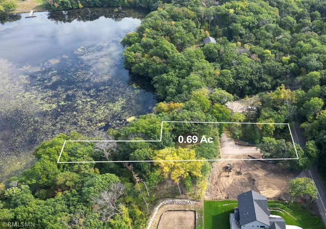 5th image of 233 Old Wildwood Rd, Saint Paul, MN 55115 | MLS# 7081994