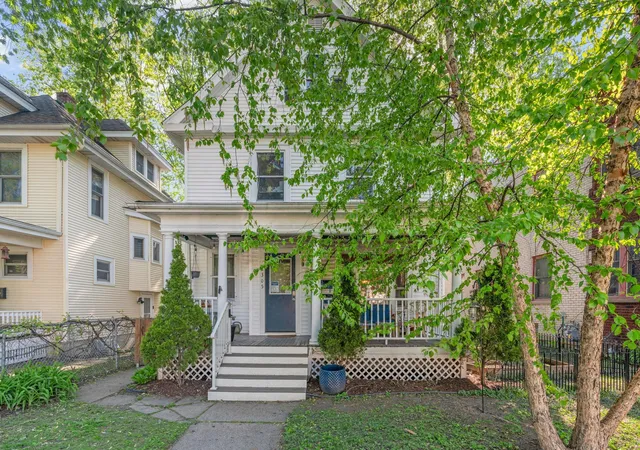 2nd image of 2305 Garfield Ave, Minneapolis, MN 55405 | MLS# 7082009