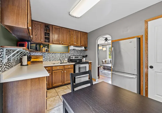 Homes for sale in Mounds View, MN | 2185 Pinewood Dr, Mounds View, MN 55112 | MLS# 7082061