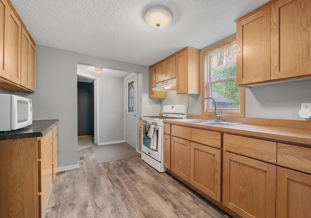 3rd image of 28329 99Th St Nw, Zimmerman, MN 55398 | MLS# 7082106