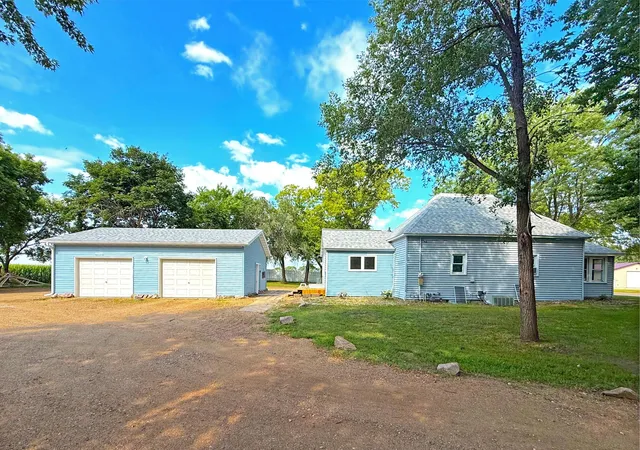 Photo 2 of Single family home for sale at 510 South St, South Haven, MN 55382 | MLS# 7082146 | Listing updated on 2026-10-08