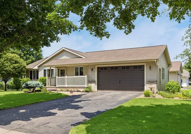 Homes for sale in River Falls, WI | 843 Leroy Ln, River Falls, WI 54022 | MLS# 7082212