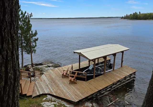 Homes for sale in Kabetogama, MN | 12418 Rock Point Dr, Kabetogama, MN 56669 | MLS# 7082224