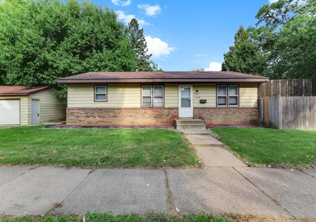 Homes for sale in Minneapolis, MN | 2304 Sheridan Ave N, Minneapolis, MN 55411 | MLS# 7082234