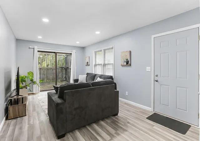 Homes for sale in Minneapolis, MN | 2304 Sheridan Ave N, Minneapolis, MN 55411 | MLS# 7082234