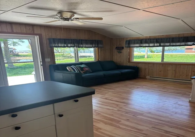 5th image of 1606 E Lake St, Osakis, MN 56360 | MLS# 7082290
