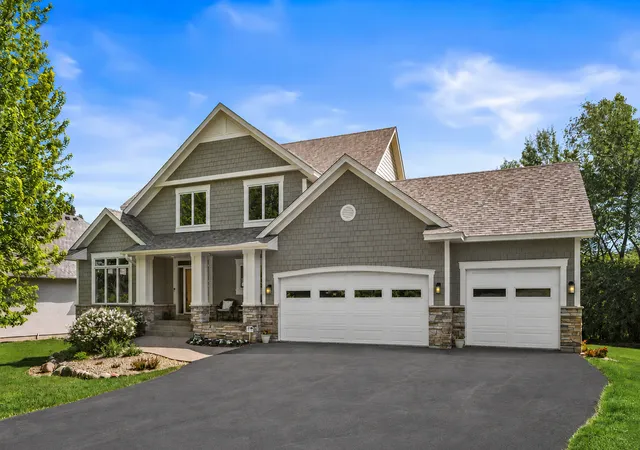 Photo 3 of Sale Pending at 1411 Archwood Rd, Hopkins, MN 55305 | MLS# 7082292 | Listing updated on 2026-09-01