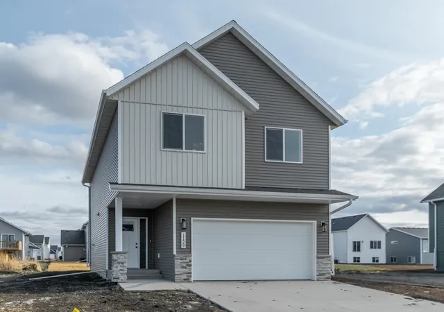 2nd image of 1129 Jill Dr W, West Fargo, ND 58078 | MLS# 7082295