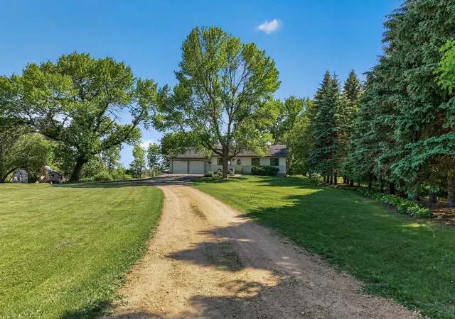 4th image of 17727 Hwy 7, New Germany, MN 55367 | MLS# 7082345