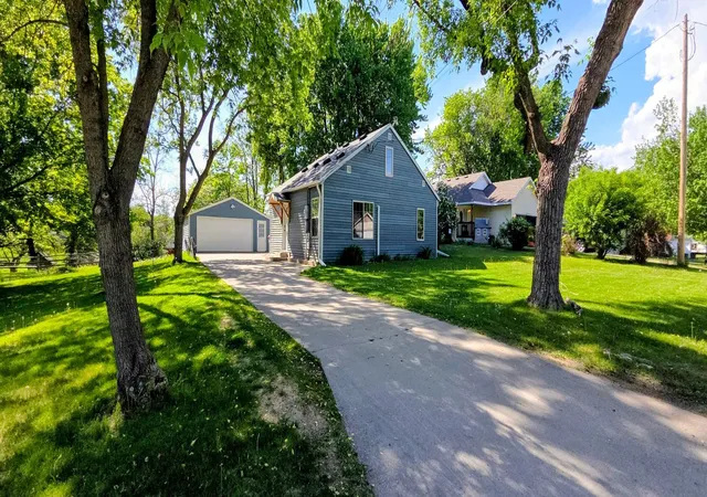 Homes for sale in Alexandria, MN | 902 Quincy St, Alexandria, MN 56308 | MLS# 7082354