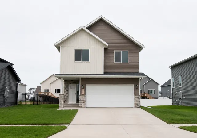 Photo 1 of Single family home for sale at 6227 87th Avenue S, Horace, ND 58047 | MLS# 7082370 | Listing updated on 2026-09-02