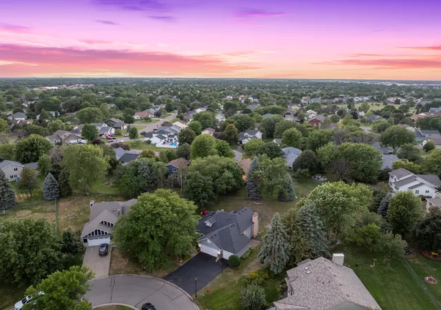 Photo 2 of Sale Pending at 8841 Loch Lomond Ct, Minneapolis, MN 55443 | MLS# 7082376 | Listing updated on 2026-08-31