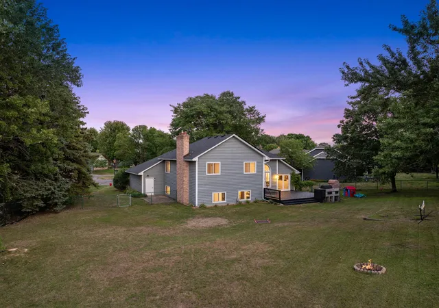 Photo 3 of Sale Pending at 8841 Loch Lomond Ct, Minneapolis, MN 55443 | MLS# 7082376 | Listing updated on 2026-08-31