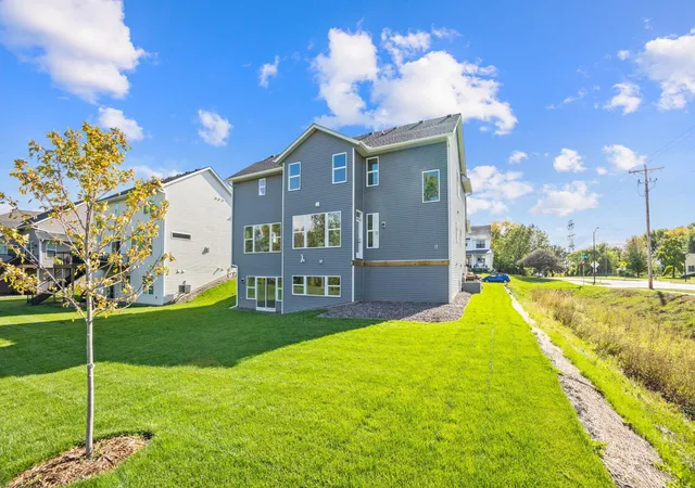 30th image of 4986 Dodd Rd, Saint Paul, MN 55123 | MLS# 7082498