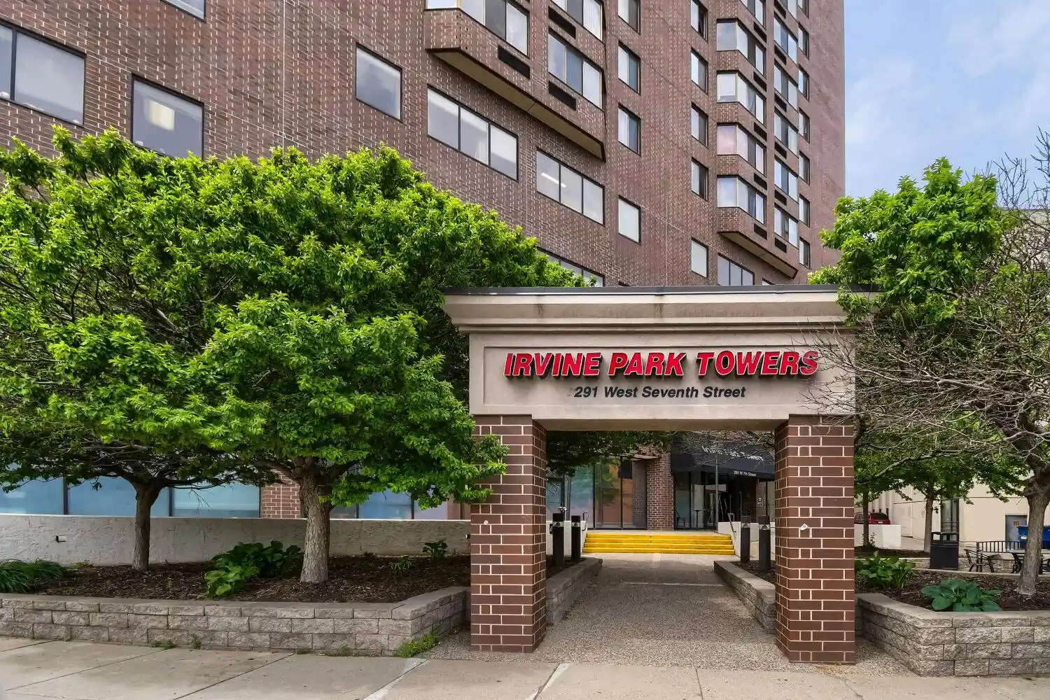 Listing Photo 1 - Condo for sale in 291 7th St W located at 291 7th St W, St. Paul, MN 55102 - Unit #1702