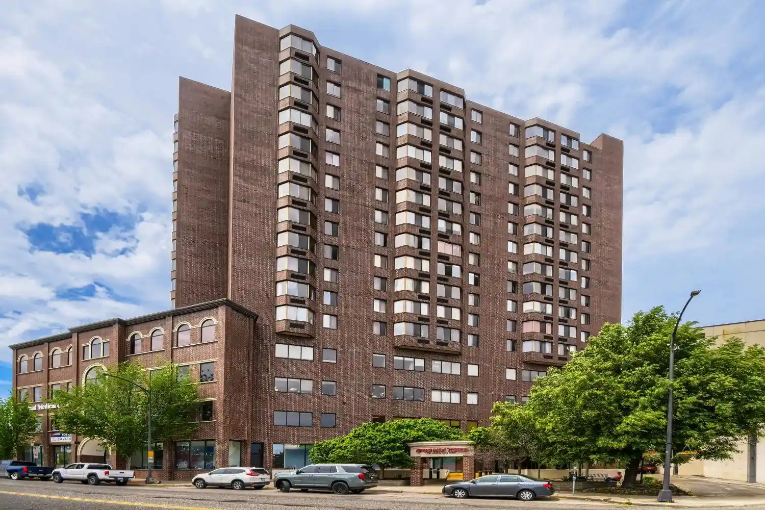 Listing Photo 2 - Condo for sale in 291 7th St W located at 291 7th St W, St. Paul, MN 55102 - Unit #1702