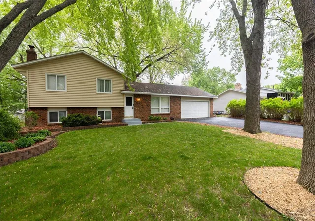 1st image of 10204 Valley Forge Ln N, Maple Grove, MN 55369 | MLS# 7082560