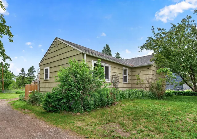 Homes for sale in Hamel, MN | 642 Hwy 55, Hamel, MN 55340 | MLS# 7082685