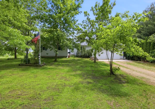 Homes for sale in Wabasha, MN | 15381 670th St, Wabasha, MN 55981 | MLS# 7082709