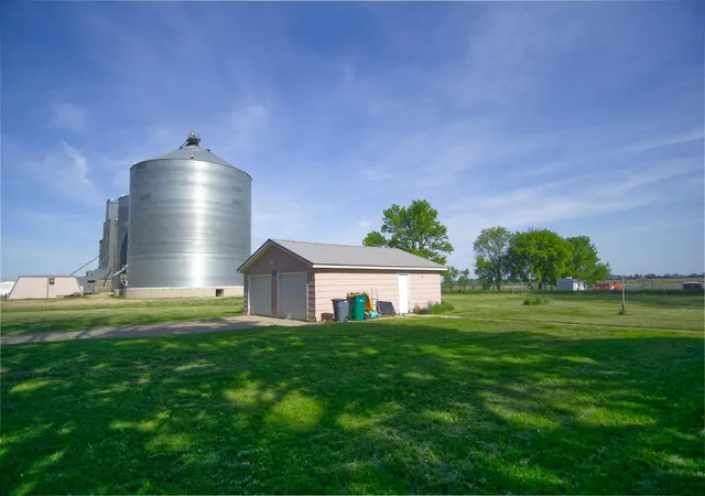 Photo 3 of Single family home for sale at 322 2nd Street NE, Lidgerwood, ND 58053 | MLS# 7082720 | Listing updated on 2026-10-26