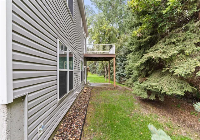 Homes for sale in Eagan, MN | 1680 Oakbrooke Ct, Eagan, MN 55122 | MLS# 7082728