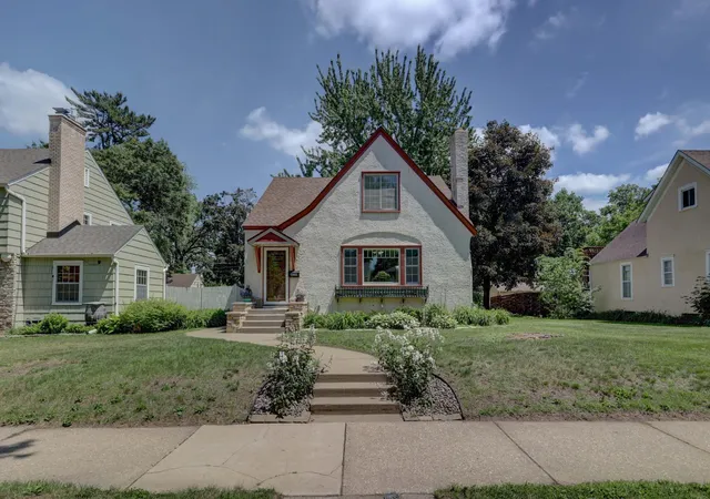 Photo 3 of Single family home for sale at 4020 Washburn Ave N, Minneapolis, MN 55412 | MLS# 7082729 | Listing updated on 2026-08-18