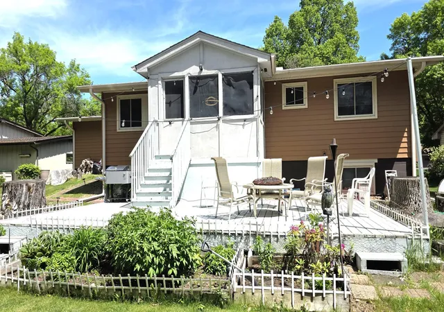 25th image of 8009 Edgewood Ave N, Brooklyn Park, MN 55445 | MLS# 7082732